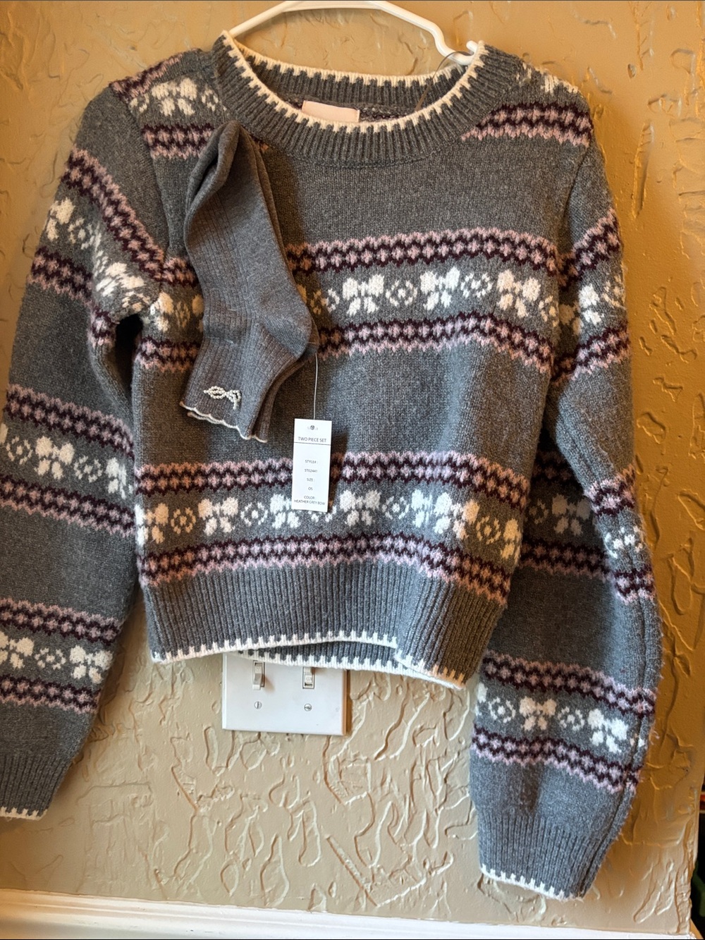 Pink Rose Gray Crewneck Sweater with Pink & White Pattern - and Socks